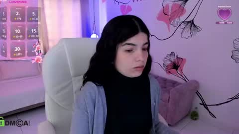 Snapshot of isabela_fiorelli chatting on June 19, 1:59 pm isabela_fiorelli online show from June 19, 1:59 pm