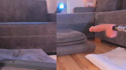 Isabela online show from March 2, 4:07 am