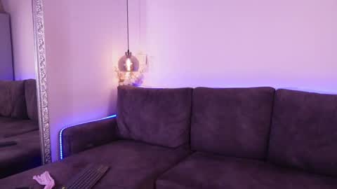 Isabela online show from July 9, 11:47 am