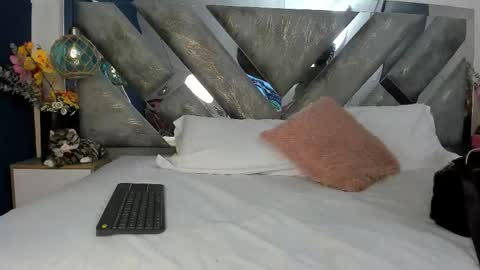 Mommy Isa online show from February 4, 3:23 am