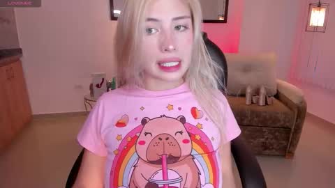 isabela romano online show from November 28, 5:59 pm