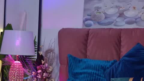 Isa online show from February 11, 10:59 am