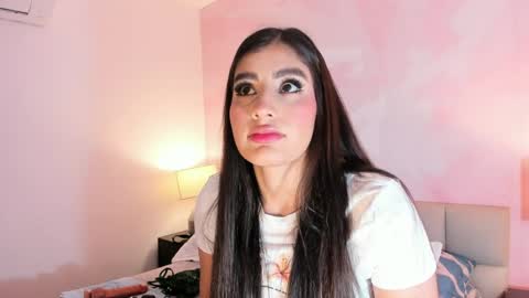 isabelastefano online show from April 10, 3:23 am