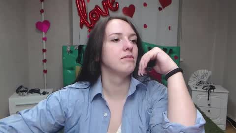 Snapshot of isabelblackberry chatting on October 17, 5:21 am IsabelBlackberry online show from October 17, 5:21 am
