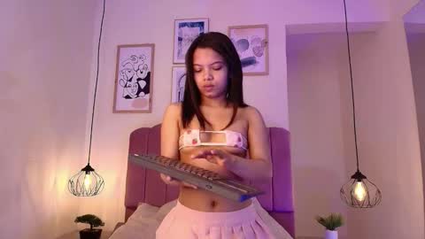 Snapshot of isabelgh_ chatting on October 10, 3:49 am isabelgh_ online show from October 10, 3:49 am