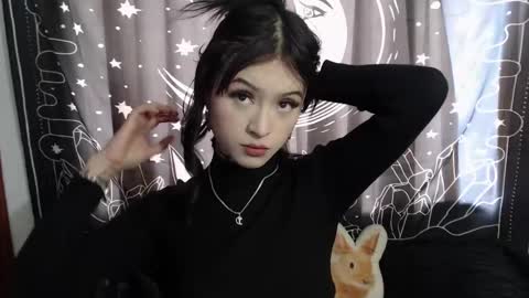   online show from January 17, 8:44 pm