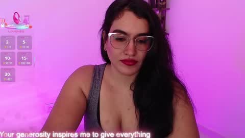 Snapshot of isabella_aristi03 chatting on September 19, 4:25 am isabella_aristi03 online show from September 19, 4:25 am
