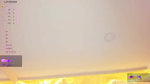 Snapshot of isabella_daniell chatting on February 20, 6:26 am Isa online show from February 20, 6:26 am