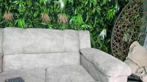 Snapshot of isabella_kovaa chatting on September 10, 1:44 pm Isa online show from September 10, 1:44 pm