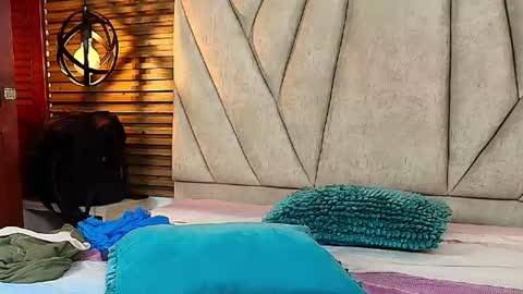 isabella_luxet online show from July 11, 12:41 pm