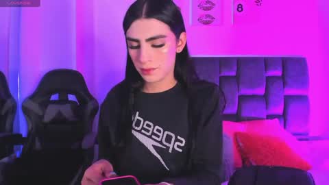 Isabella Moon9 online show from April 19, 12:37 pm
