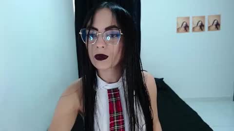 isabella_piercee online show from August 5, 10:12 pm