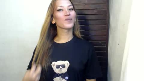 Snapshot of isabellabigcock03 chatting on September 29, 1:49 pm isabellabigcock03 online show from September 29, 1:49 pm