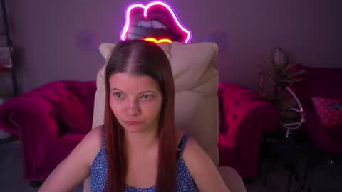 Snapshot of isabellacutex chatting on March 17, 10:40 am IsabellaCuteX online show from March 17, 10:40 am