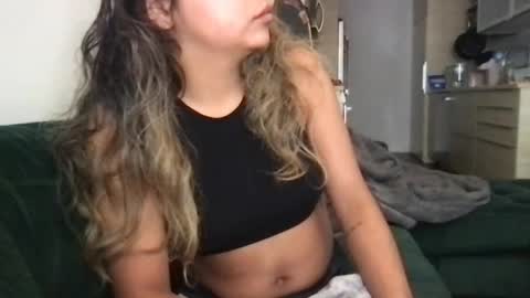 Snapshot of isabellaelizabeth chatting on July 16, 9:32 pm isabellaelizabeth online show from July 16, 9:32 pm