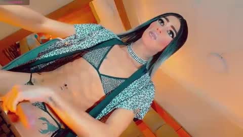 isabellagirs online show from September 30, 4:50 am