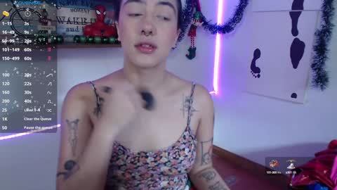 Snapshot of isabellakoff chatting on December 11, 12:12 pm Tati - online show from December 11, 12:12 pm