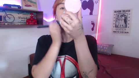 Snapshot of isabellakoff chatting on November 6, 12:17 pm Tati - online show from November 6, 12:17 pm