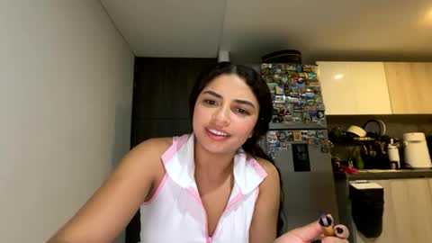 Snapshot of isabellakoffs chatting on August 6, 1:18 am Isabella.. back again online show from August 6, 1:18 am
