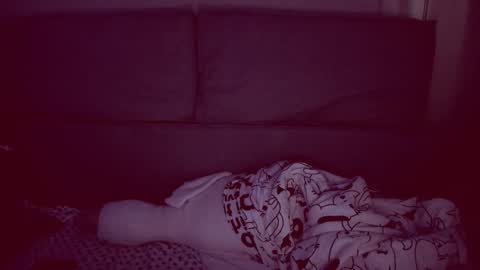 Snapshot of isabellaprincess21 chatting on October 28, 11:14 am Isabella online show from October 28, 11:14 am