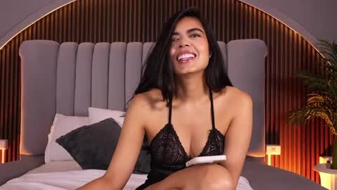 Isa  online show from May 24, 4:06 am