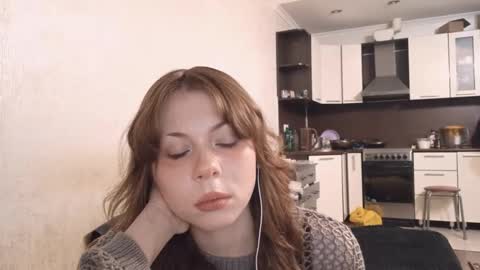 Snapshot of isabellcafferty chatting on December 18, 8:20 am Isabella online show from December 18, 8:20 am