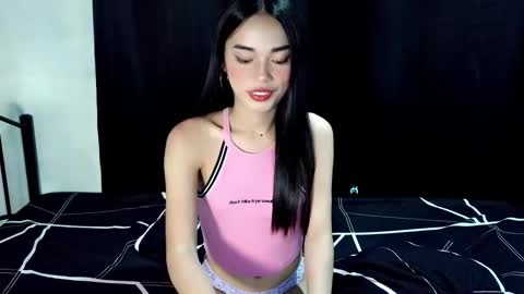 Snapshot of isabelle_willis chatting on February 16, 4:03 pm Isabelle online show from February 16, 4:03 pm