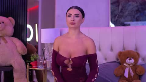 IsabelleHunt online show from September 25, 4:38 am