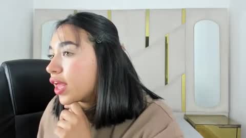 isabellrodriguez18 online show from September 16, 2:12 am