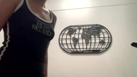 Isa online show from December 19, 2:56 am