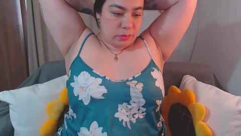 Isa online show from March 27, 5:23 pm