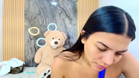 ISADORA online show from March 27, 2:50 pm