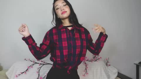 Selina online show from October 18, 4:08 pm