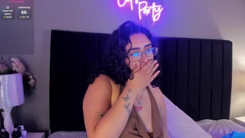 Snapshot of isaxcurves chatting on May 27, 9:01 pm Isabela Isa for lovers online show from May 27, 9:01 pm