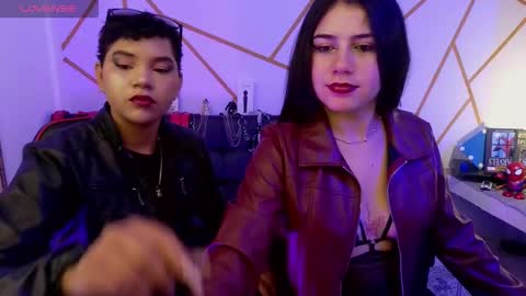 isabela online show from November 5, 2:44 am
