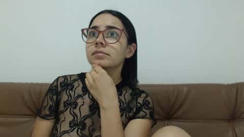 Emma online show from November 8, 3:07 am