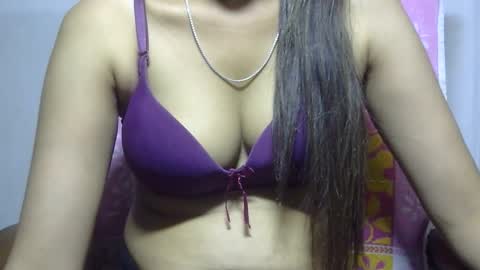 ishika_ishu online show from May 26, 10:55 am