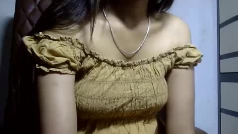 ishika_ishu online show from May 29, 11:19 am