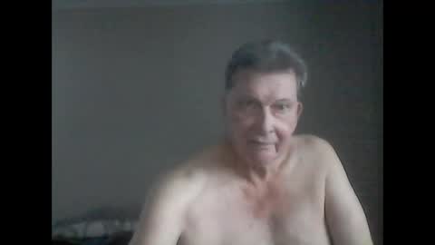 island625103 online show from February 12, 9:33 pm