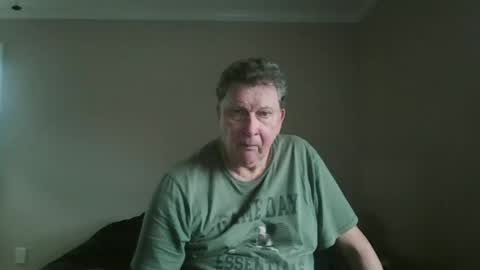 island625103 online show from November 3, 7:04 pm