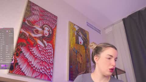 Snapshot of islandladies chatting on March 1, 4:25 am Im Eva Lovense is activeThere are legends that in this room all your wishes can come true Private is Open online show from March 1, 4:25 am
