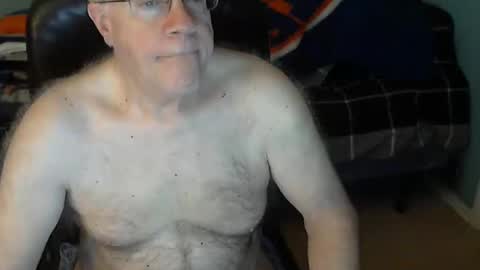 islesman22 online show from December 28, 11:09 am