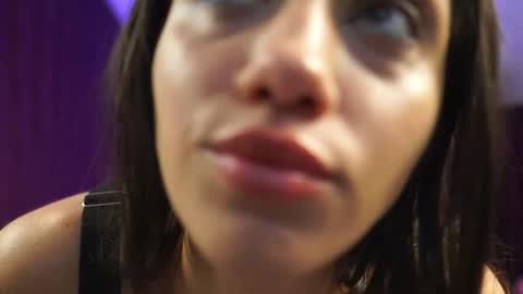 Lucy online show from May 20, 4:29 am