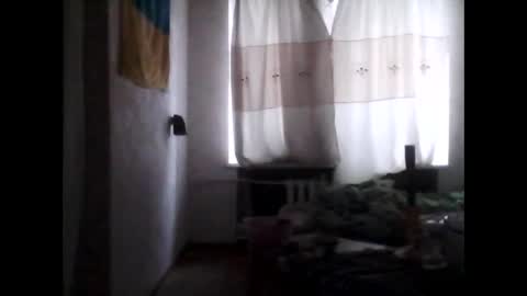 Snapshot of isnuiu chatting on January 11, 1:27 pm GayOrgy online show from January 11, 1:27 pm