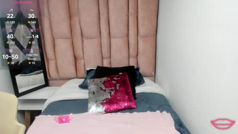 ISSA MILF online show from February 7, 11:36 am