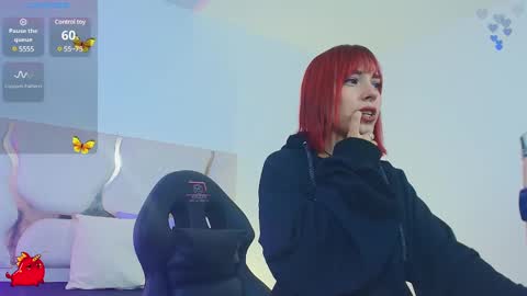 Snapshot of issa_tay1 chatting on March 6, 3:35 am Issa online show from March 6, 3:35 am