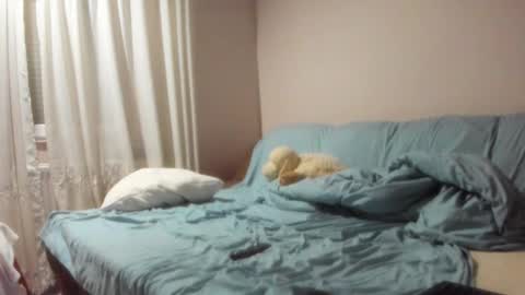 Issabelle online show from February 5, 7:57 am