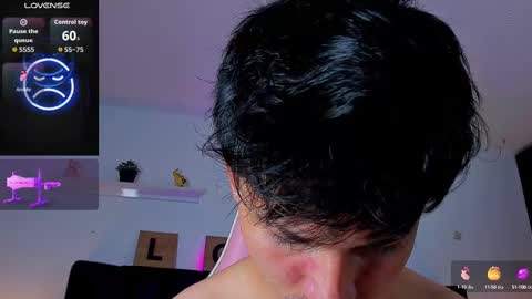 Snapshot of issac_james chatting on September 11, 4:01 am Issac online show from September 11, 4:01 am