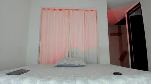 Isabella  online show from May 30, 7:27 am