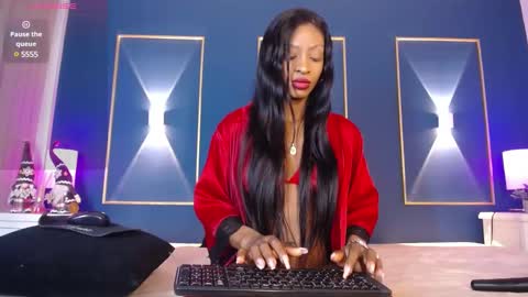 Isabelle online show from December 27, 12:34 pm